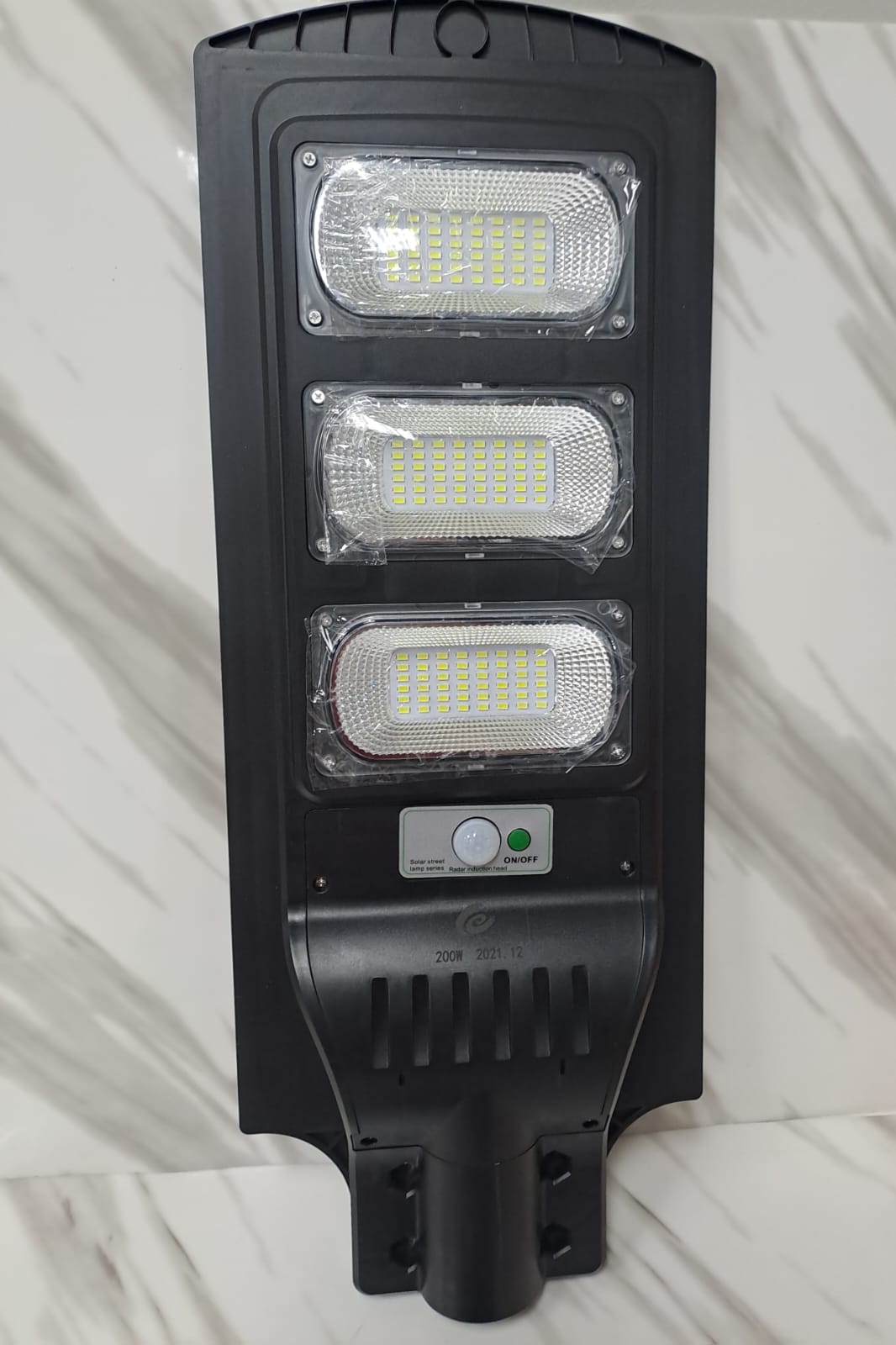 FOCO SOLAR DE 200W - Imagen 3