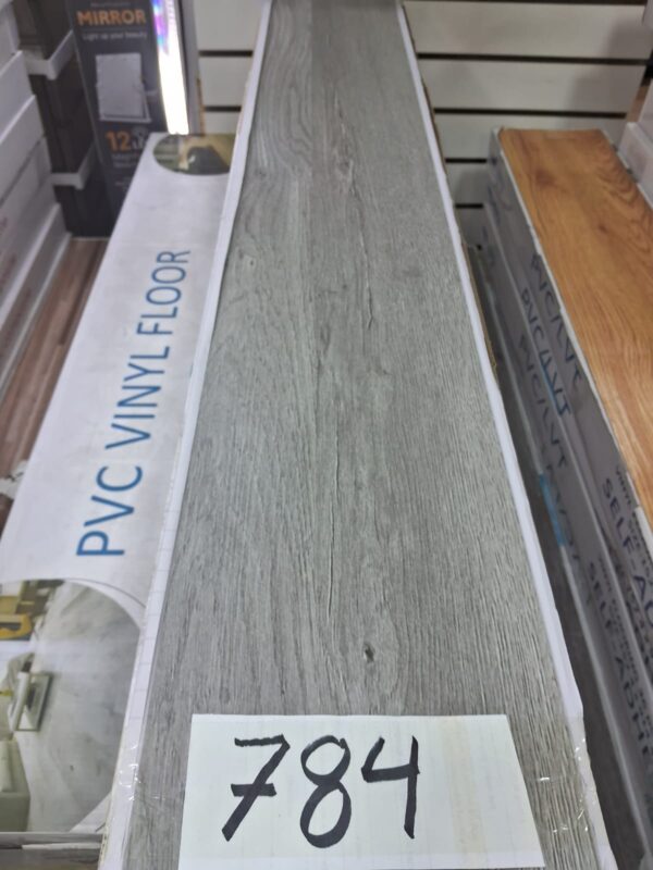 PISO VINILICO MODELO 784