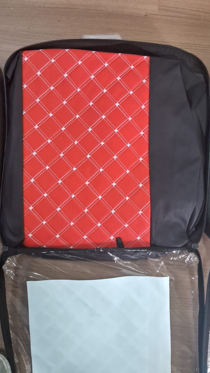 FORRO ECOCUERO AUTO ROJO DISEÑO CUADROS - Imagen 2