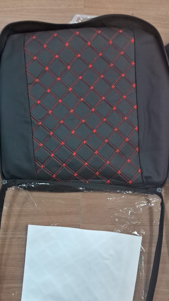 FORRO ECOCUERO AUTO NEGRO DISEÑO CUADROS (COSTURA ROJA) - Imagen 2