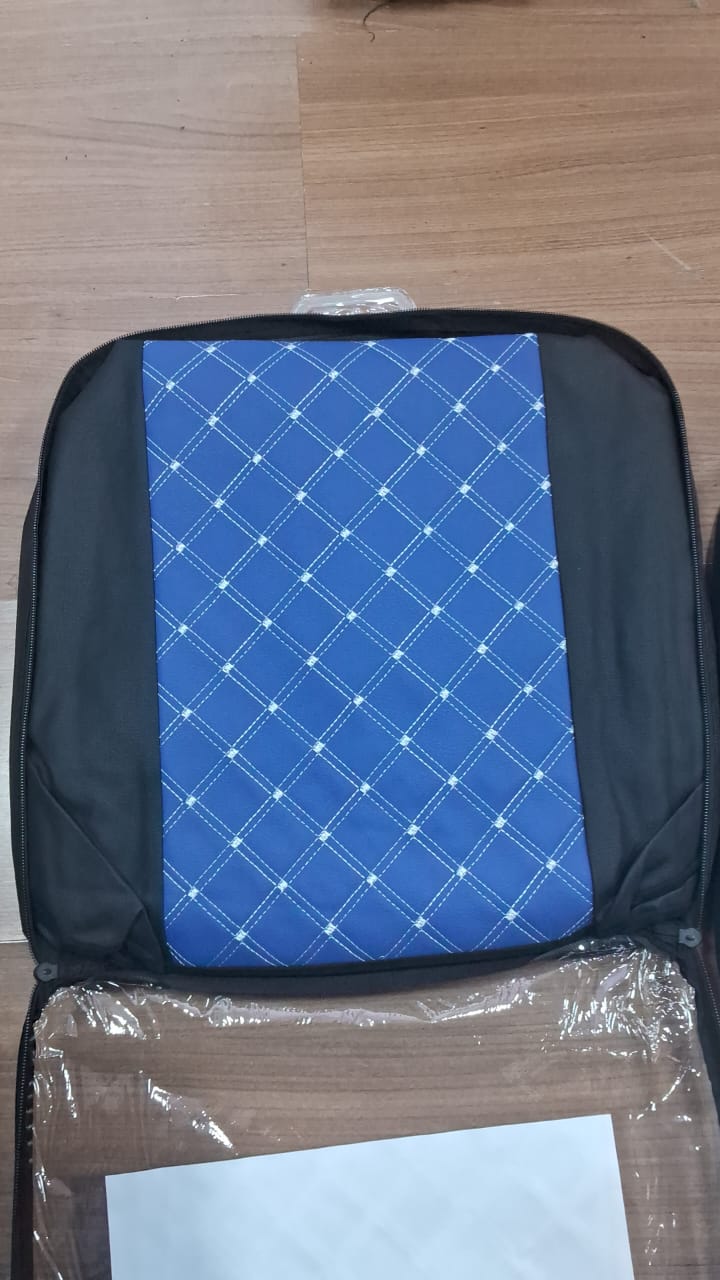 FORRO ECOCUERO AUTO AZUL DISEÑO CUADROS - Imagen 2