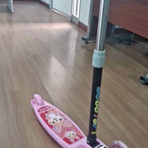 SCOOTER NIÑOS ROSADO