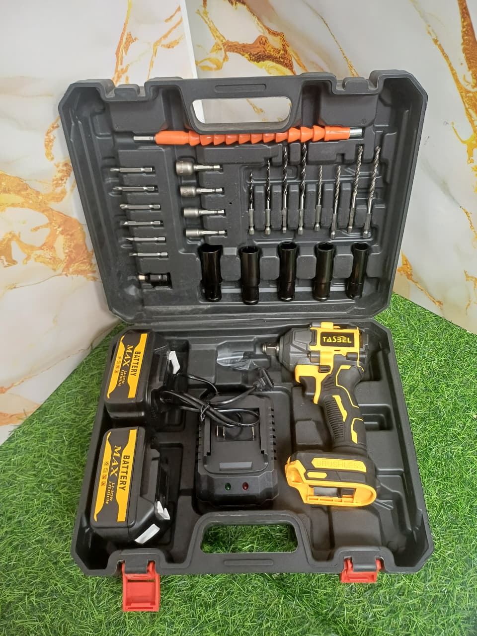 PISTOLA DE IMPACTO INALAMBRICO 98V TASBEL AMARILLO